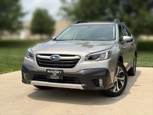 Used 2020 Subaru Outback Limited w/ Popular Package #2 AWD/4WD image 1