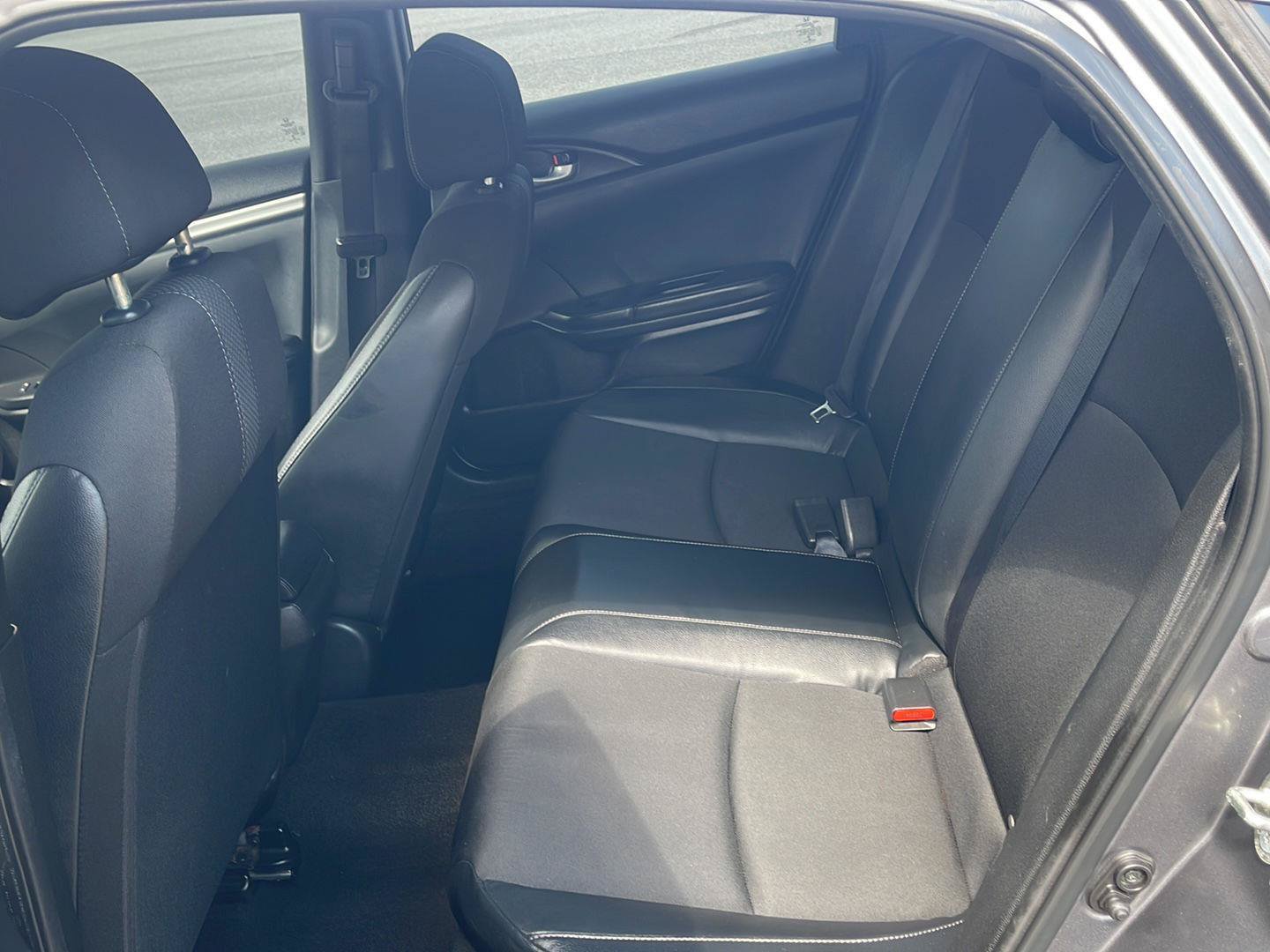 Used 2019 Honda Civic Sport image 10