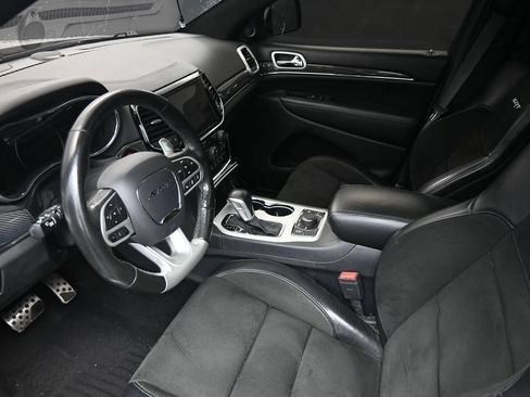 Used 2019 Jeep Grand Cherokee SRT w/ Trailer Tow Group IV AWD/4WD image 25