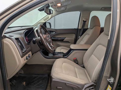 Used 2016 GMC Canyon SLE w/ SLE Convenience Package image 16