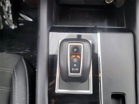 Used 2024 Mitsubishi Outlander SE image 32