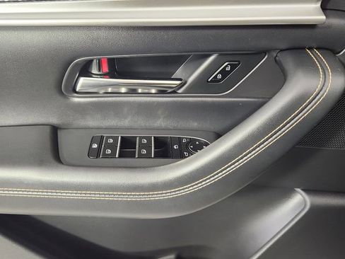 Used 2024 MAZDA CX-90 Plug-In Hybrid w/ Premium Plus image 9