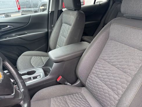 Used 2019 Chevrolet Equinox LT FWD image 8