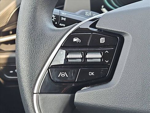 Used 2025 Kia Niro LX FWD image 14