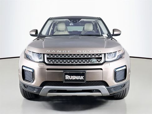 Used 2018 Land Rover Range Rover Evoque SE image 2