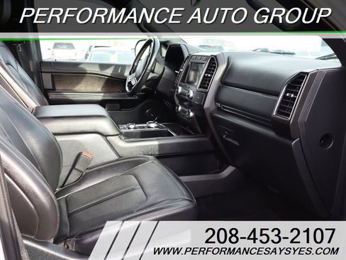 Used 2021 Ford Expedition Limited image 5
