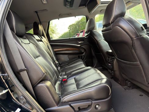 Used 2017 Acura MDX SH-AWD image 19