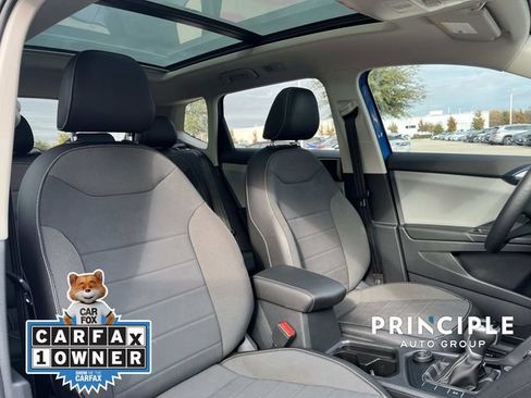 Used 2022 Volkswagen Taos SE w/ Panoramic Sunroof Package image 31