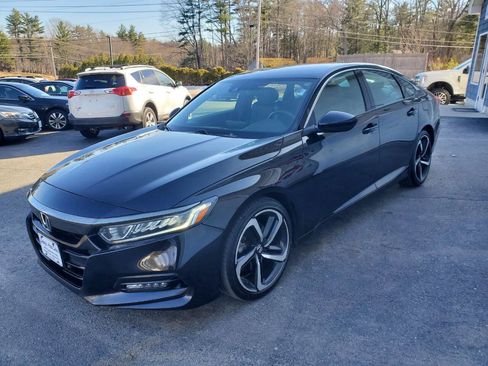 Used 2019 Honda Accord Sport image 4