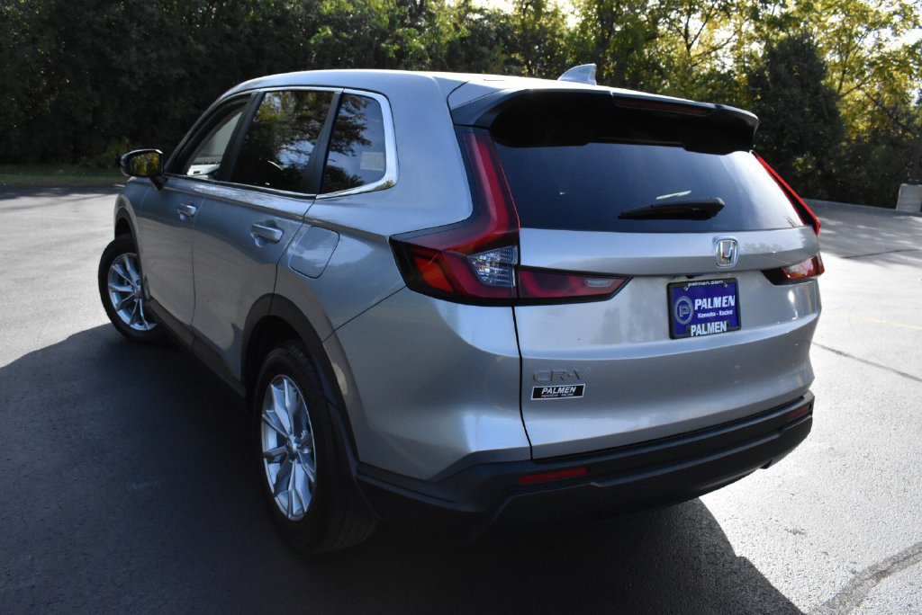 Used 2024 Honda CR-V EX image 8