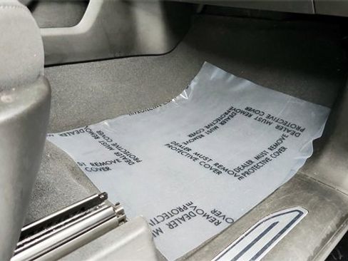 Used 2024 Chevrolet Silverado 2500 LT w/ Convenience Package image 24