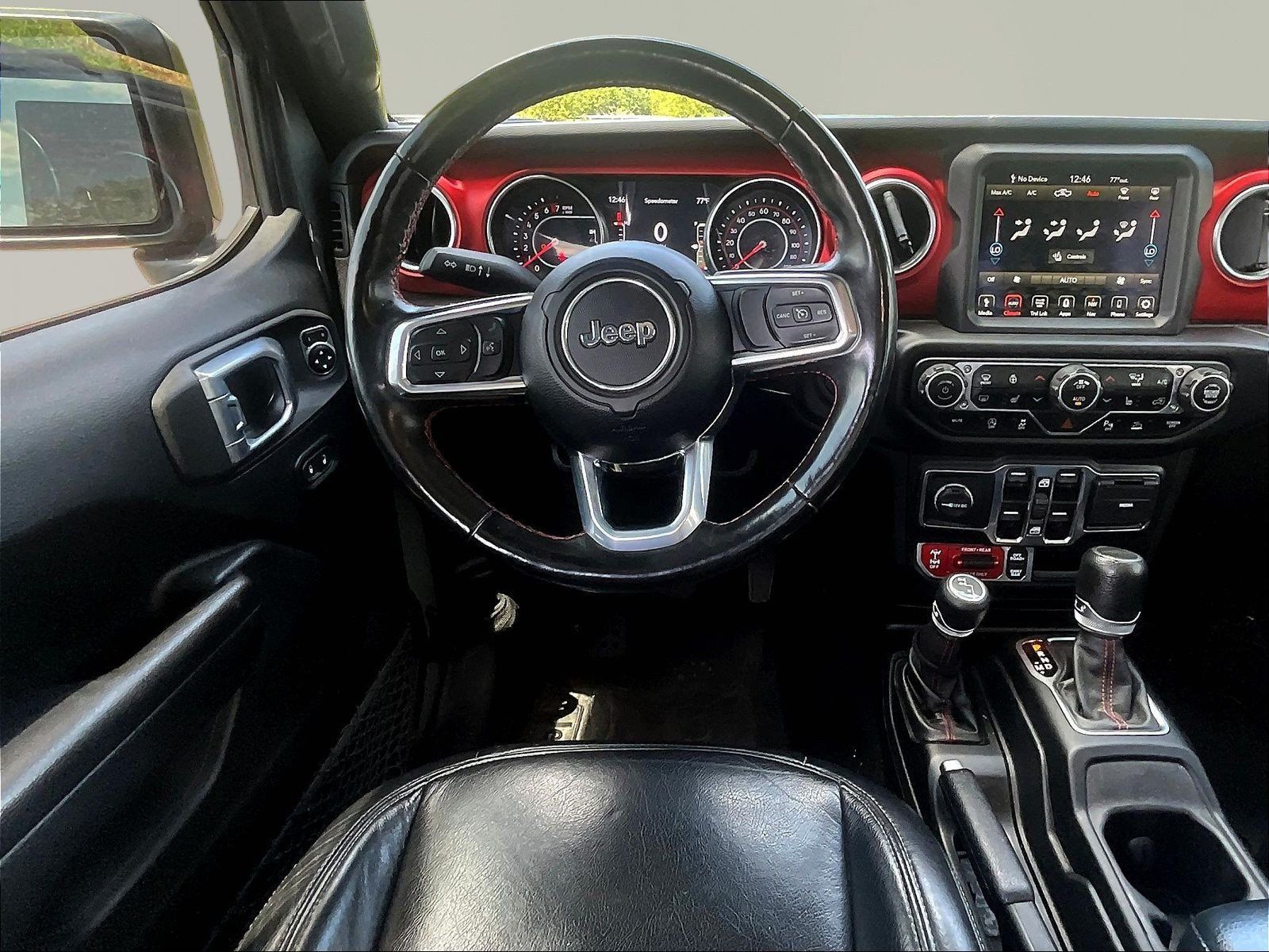 Used 2021 Jeep Gladiator Rubicon AWD/4WD image 9