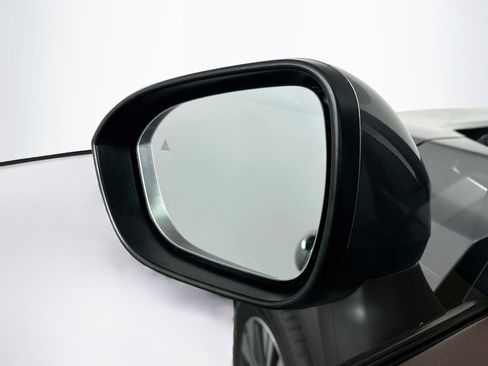 Used 2023 Nissan Rogue SV FWD image 16