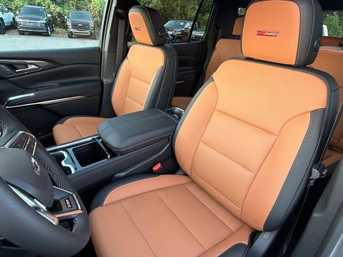 New 2027 Chevrolet Traverse Z71 AWD/4WD image 4