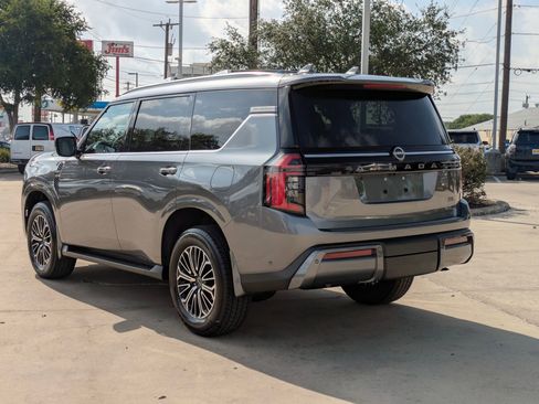 New 2025 Nissan Armada SL w/ Captain's Chari Seat Package image 5