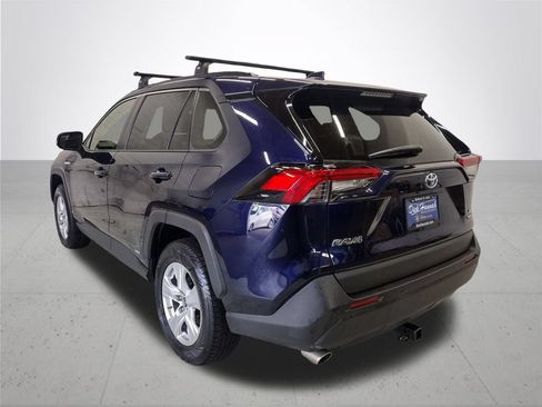 Used 2019 Toyota RAV4 XLE w/ Convenience Package AWD/4WD image 12