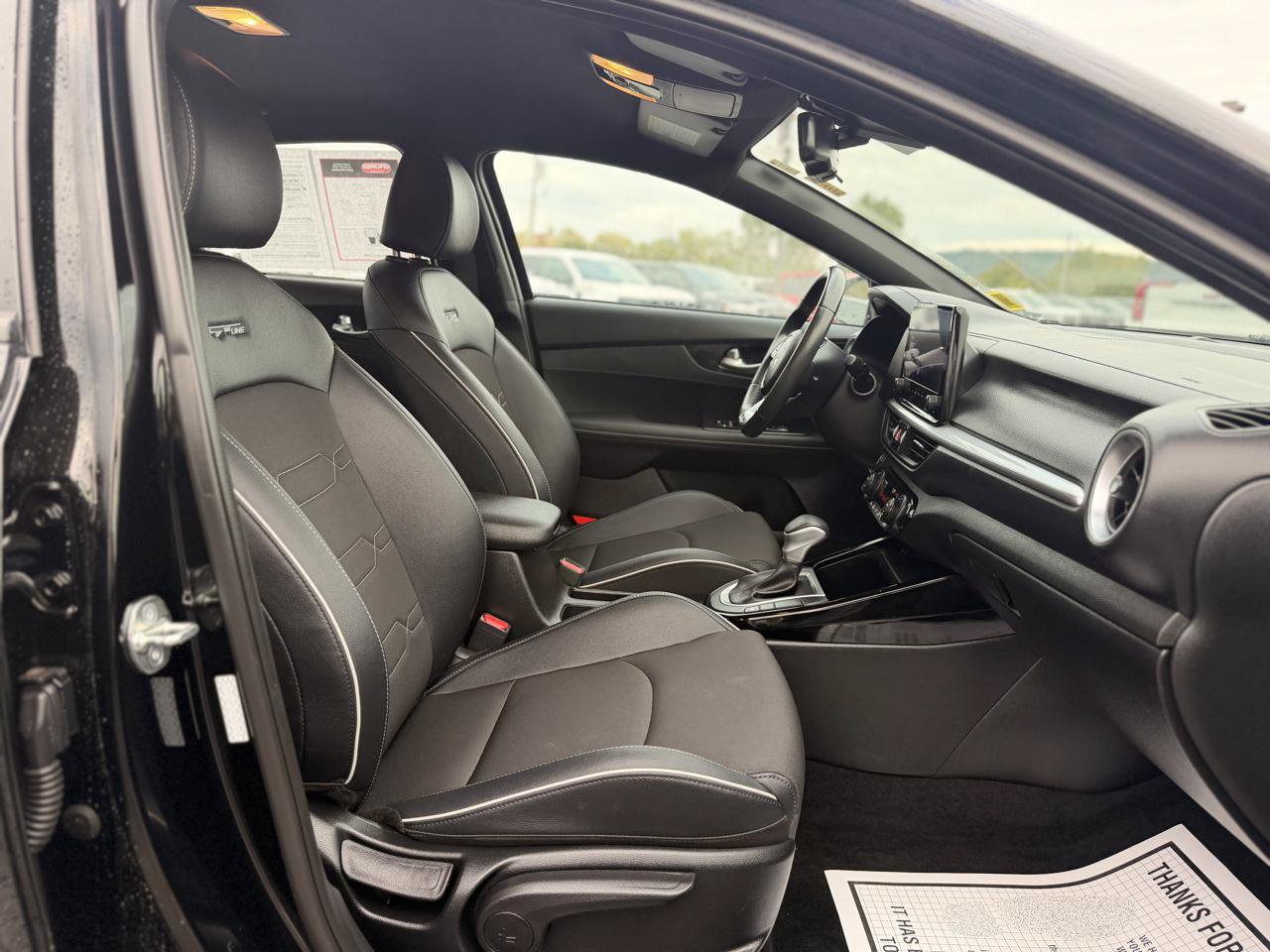 Used 2023 Kia Forte GT-Line w/ GT-Line Technology Package FWD image 17