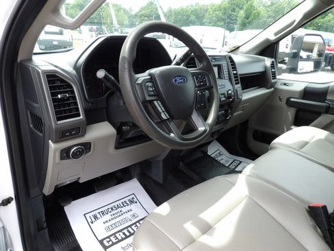Used 2022 Ford F350 XL w/ Power Equipment Group AWD/4WD image 16