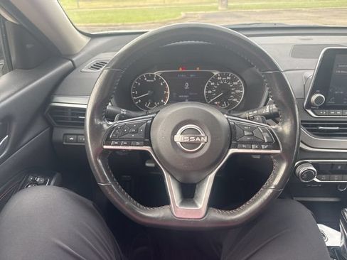 Used 2023 Nissan Altima 2.5 SR FWD image 20