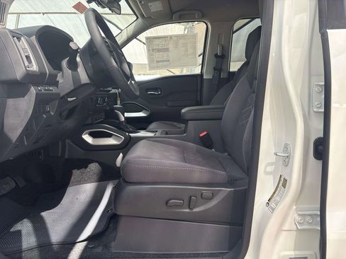 New 2026 Nissan Frontier SV w/ SV Convenience Package RWD image 7