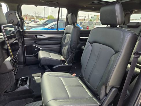 New 2026 Jeep Grand Wagoneer Limited AWD/4WD image 29