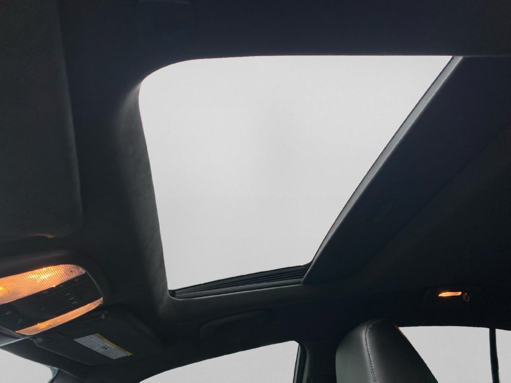 Used 2022 Dodge Charger Scat Pack RWD image 13