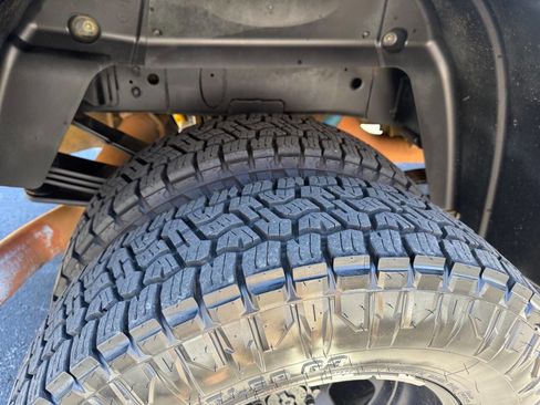 Used 2017 RAM 3500 Tradesman w/ Chrome Appearance Group image 72