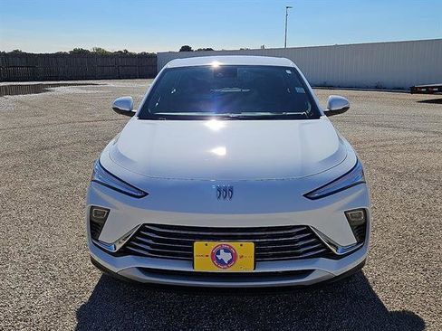 New 2026 Buick Envista Preferred image 8