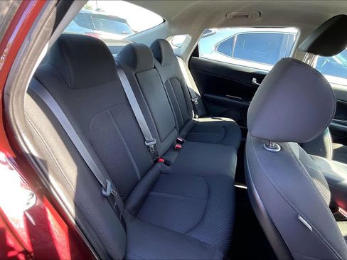 Used 2019 Kia Optima LX image 26