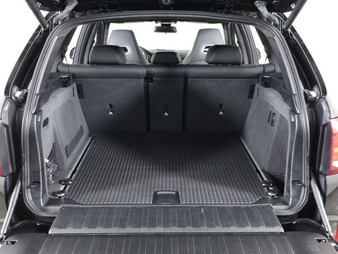 Used 2018 BMW X5 M AWD/4WD image 22