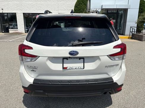 Used 2024 Subaru Forester Premium AWD/4WD image 4