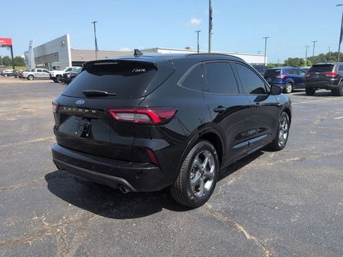 Used 2023 Ford Escape ST-Line w/ Tech Pack #1 FWD image 8