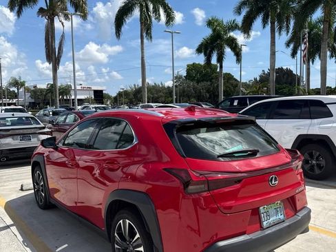 Used 2024 Lexus UX 250h FWD image 8