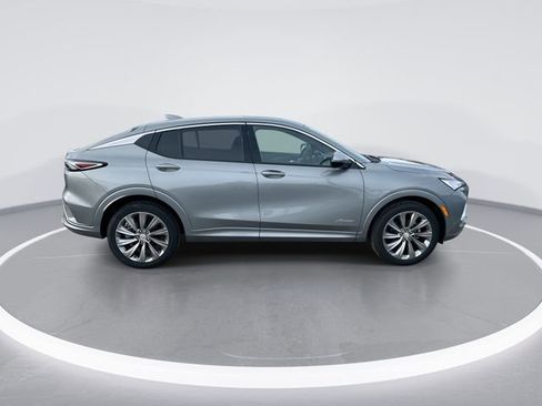 New 2026 Buick Envista Sport Touring FWD image 9