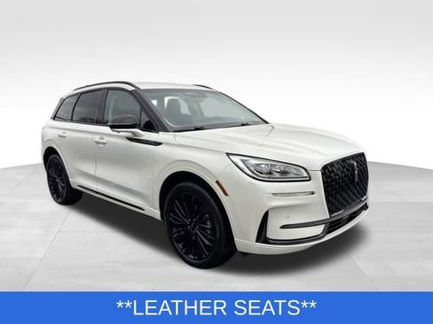 Certified 2024 Lincoln Corsair Reserve w/ Equipment Group 201A image 8