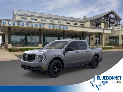 New 2026 Ford Maverick Lariat w/ Black Appearance Package