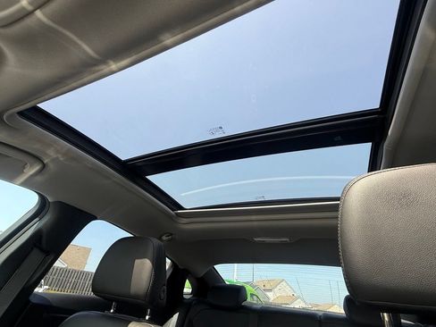 Used 2019 Chevrolet Malibu LT w/ Leather Package FWD image 29