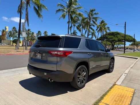 Used 2020 Chevrolet Traverse RS w/ LPO, Floor Liner Package FWD image 6