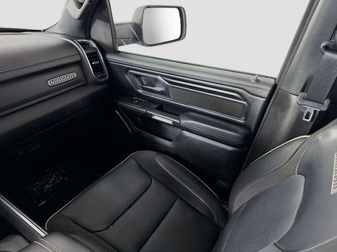 Used 2024 RAM 1500 Laramie image 27