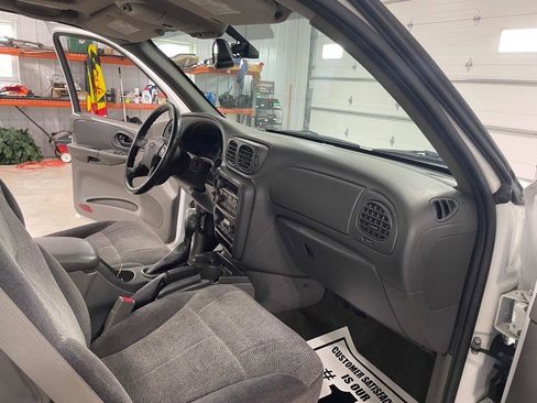 Used 2004 Chevrolet TrailBlazer LT w/ LT Package 1 AWD/4WD image 20