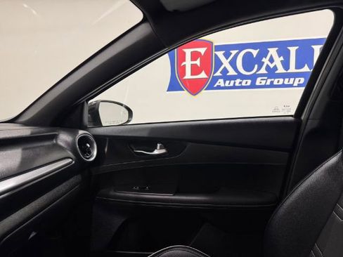Used 2023 Kia Forte GT-Line w/ GT-Line Premium Package image 35