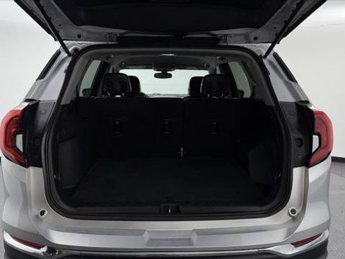Used 2019 GMC Terrain SLT FWD image 17