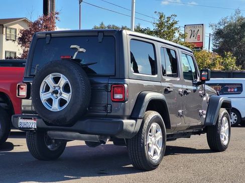 Used 2021 Jeep Wrangler Unlimited Sport image 6