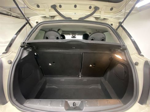 Used 2017 MINI Cooper 2-Door Hardtop FWD image 23