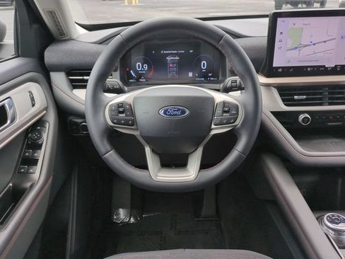 Certified 2026 Ford Explorer Active RWD image 20