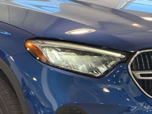 Used 2025 Mercedes-Benz GLC 350e 4MATIC image 7