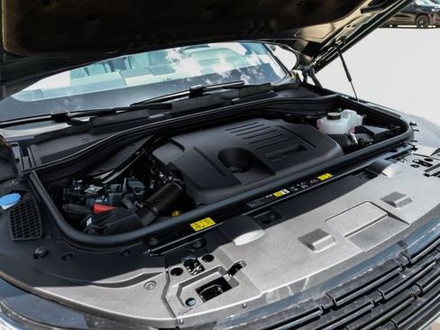 New 2026 Land Rover Range Rover Sport SE AWD/4WD image 58
