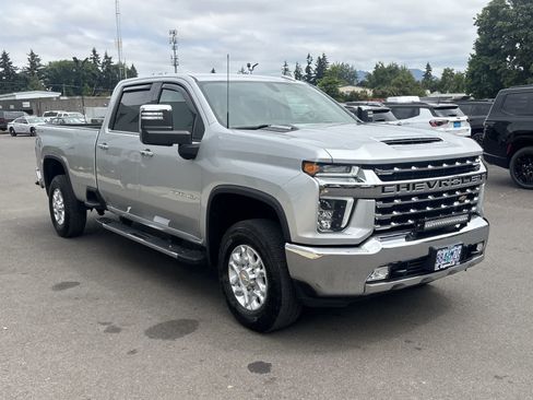 Used 2022 Chevrolet Silverado 3500 LTZ AWD/4WD image 7