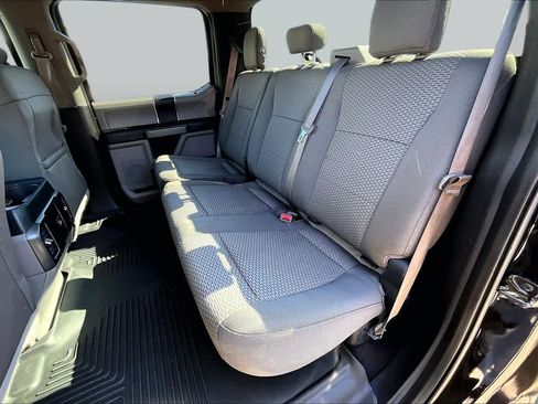 Used 2016 Ford F150 XLT RWD image 21