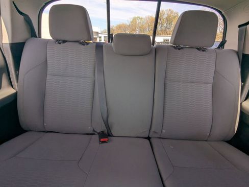 Used 2018 Toyota Tacoma SR5 image 25